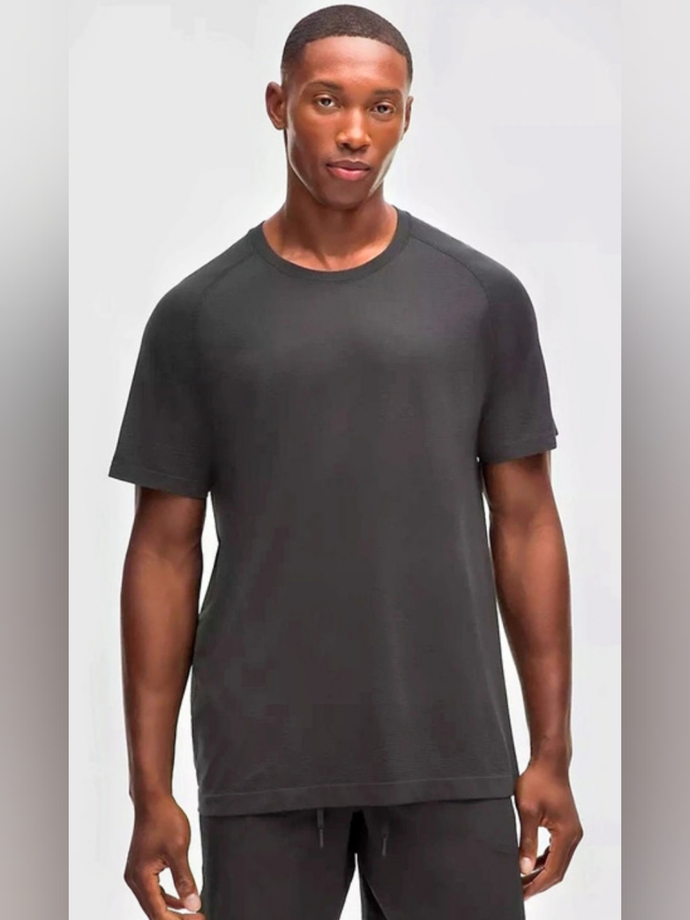 Lululemon  Short-Sleeve Shirt Men's Black Tee Size XL
